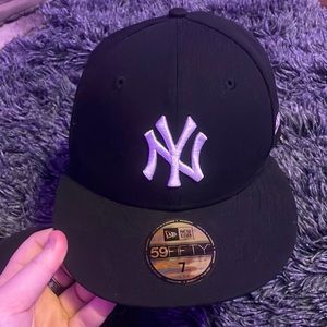 Yankee fitted hat size 7